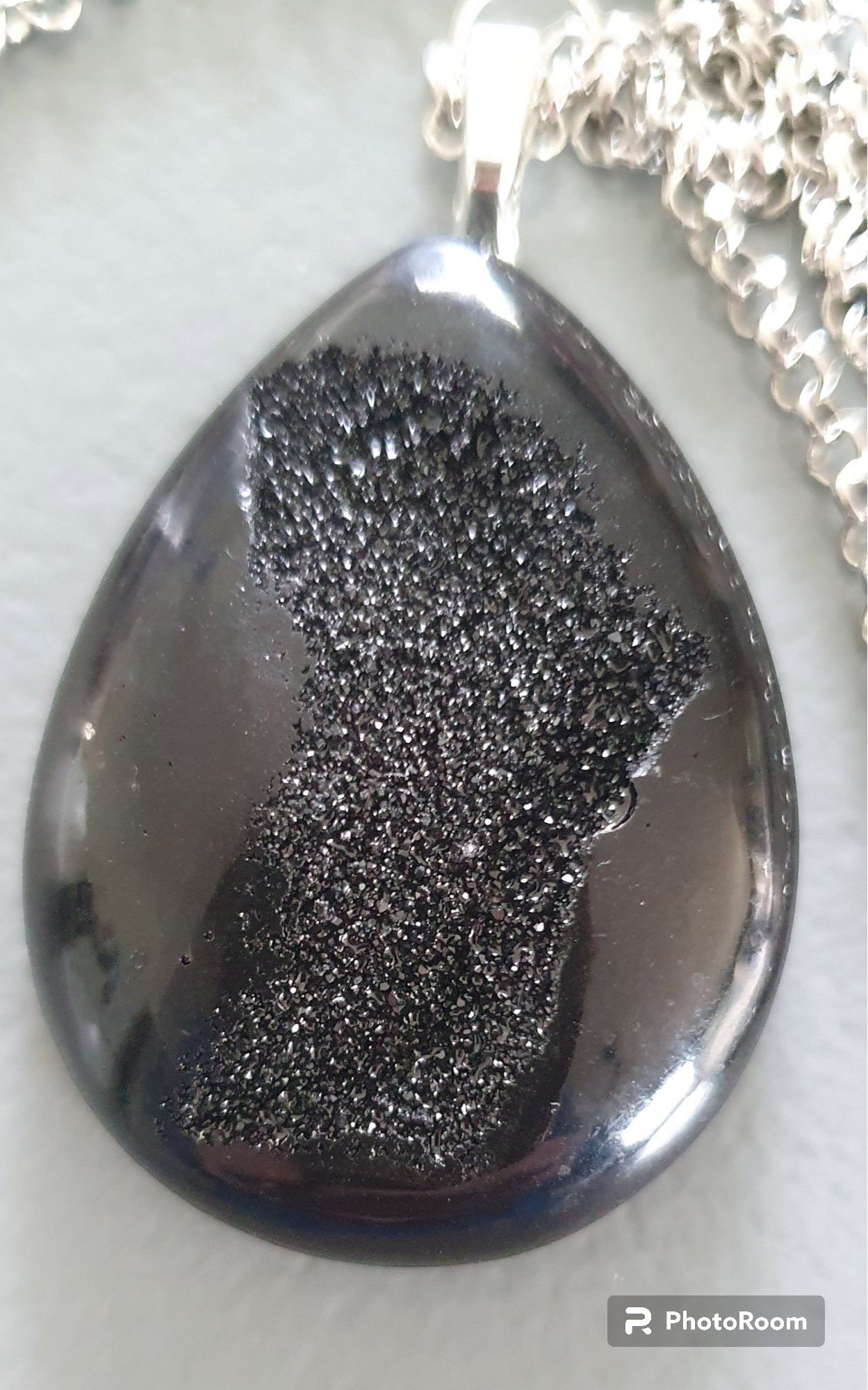 Pendant Crystal Tear Drop Black STARCHILD