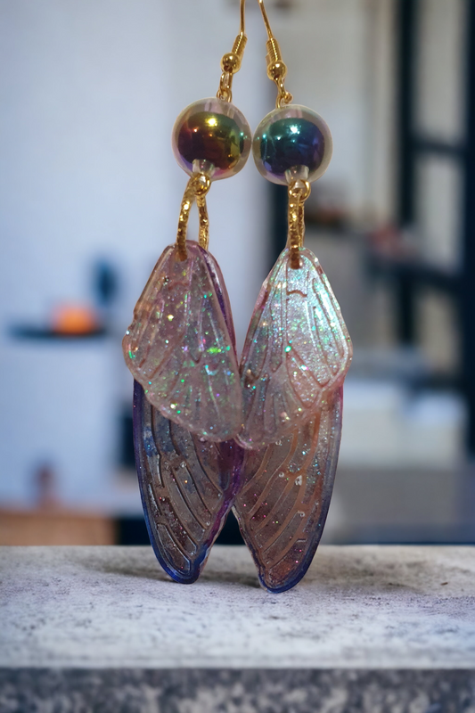 Earrings dangling fairy wings with bead