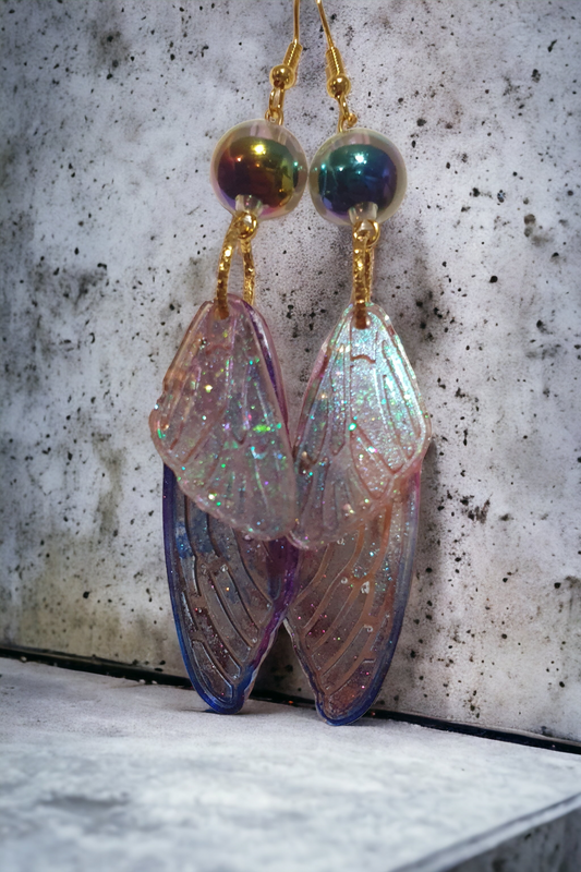 Earrings dangling fairy wings with bead