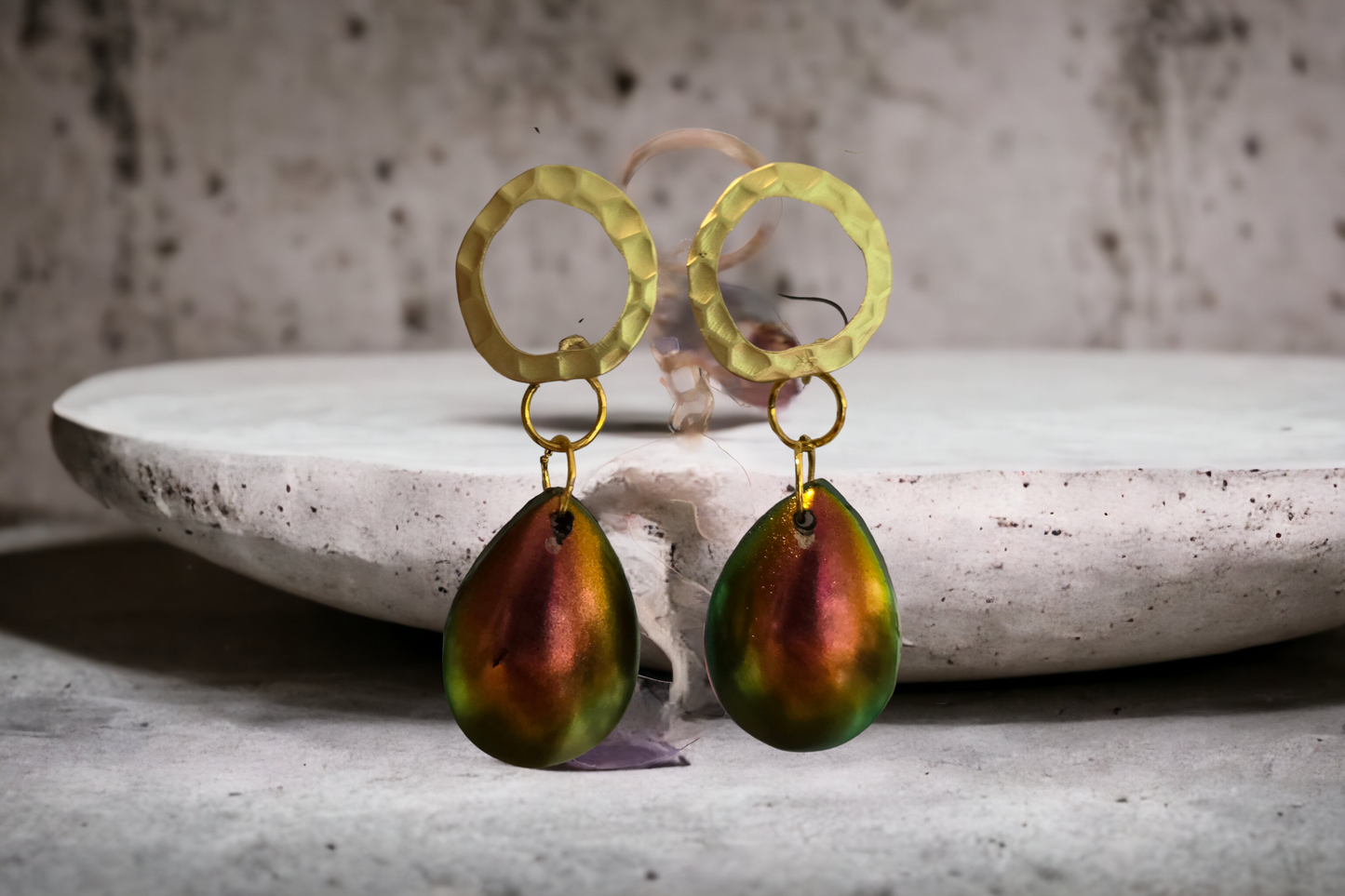 Earrings green, copper, gold
