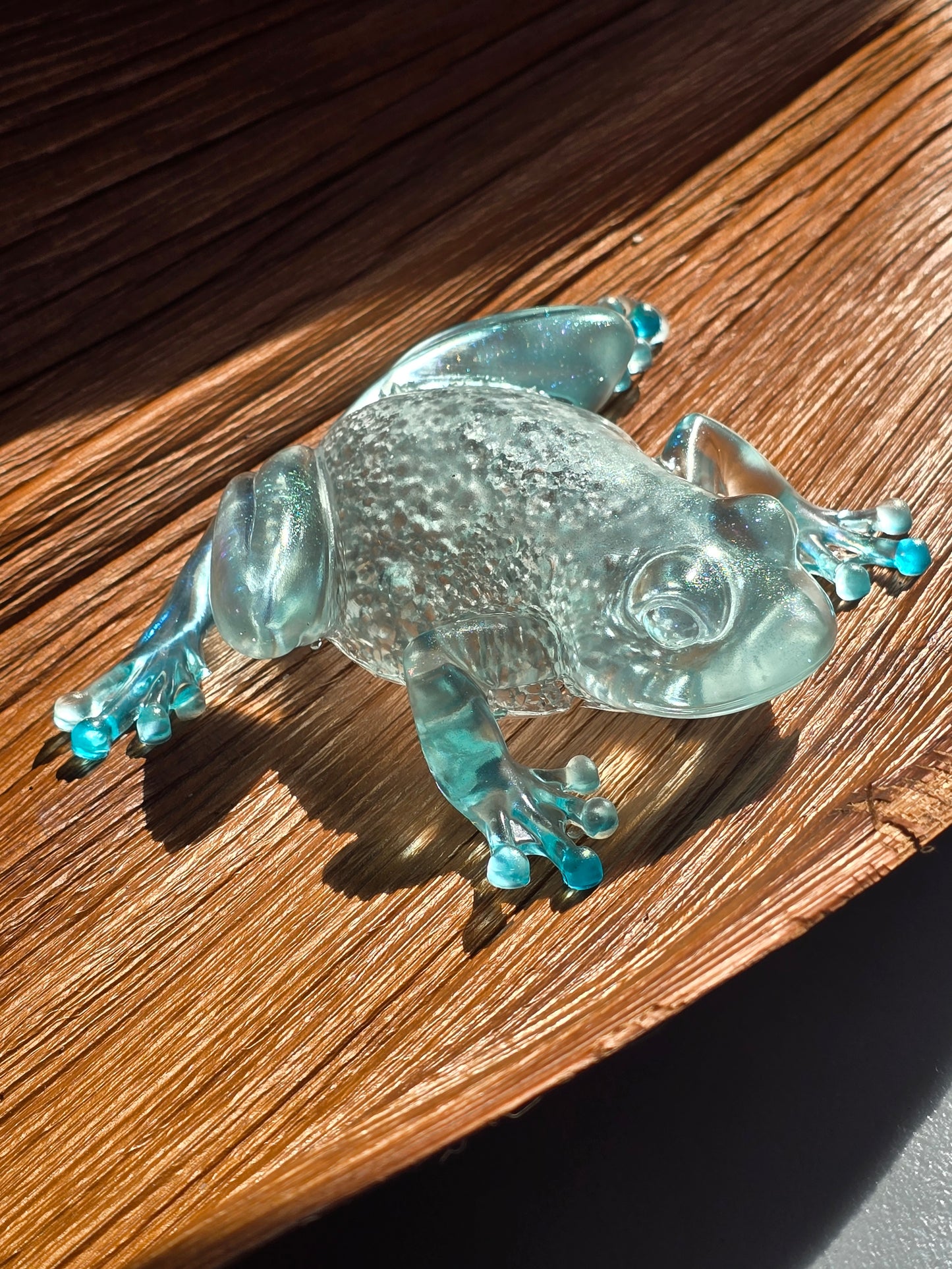 Frog chic glass crystal looking