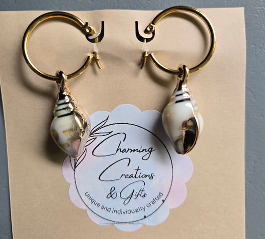 Earrings shell