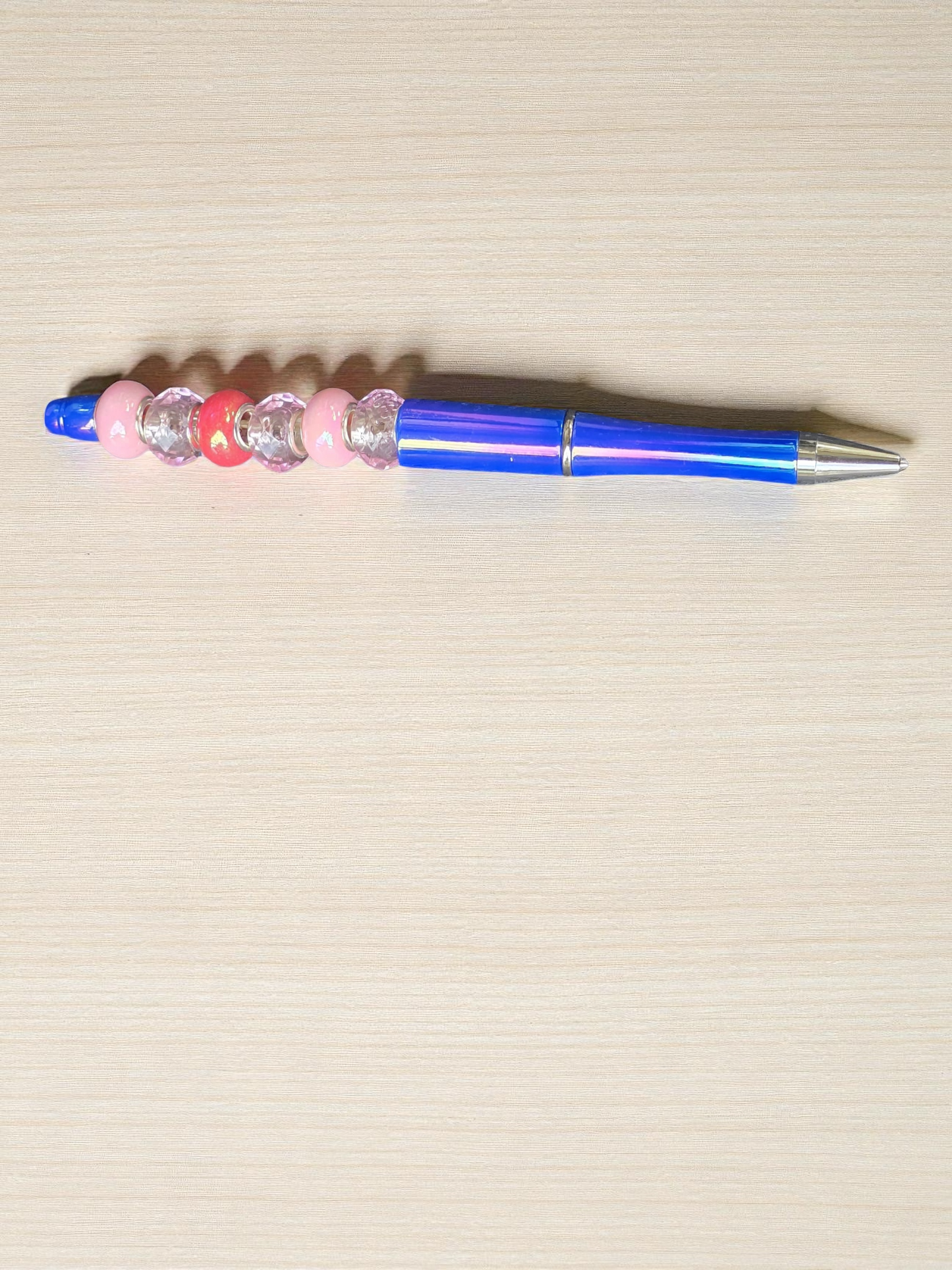 Beaded pen blue