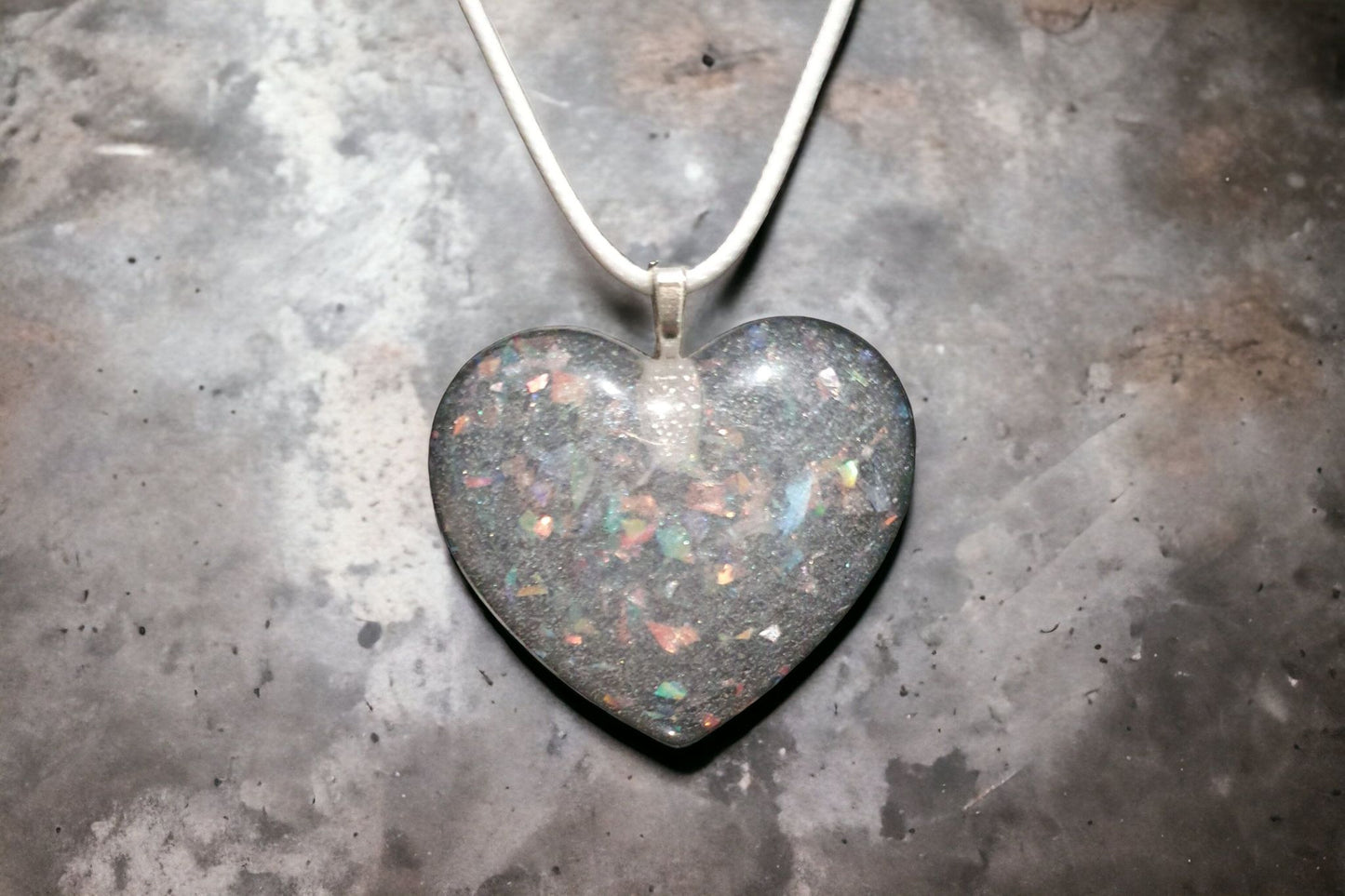 Pendant rounded heart Mistique