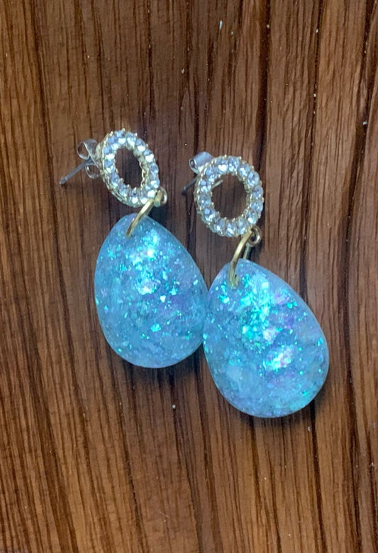 Earrings dangling blue