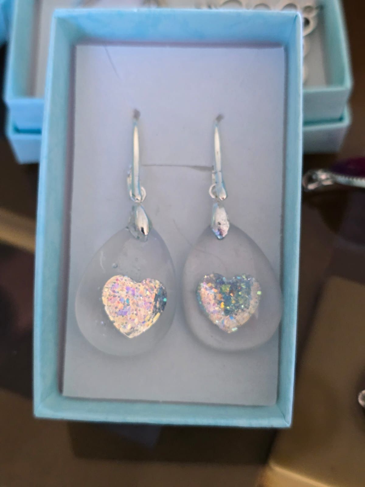 Earrings dangling silver crystal heart