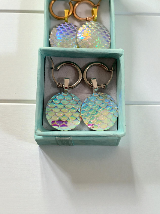 Earrings dangling gold mermaid scales