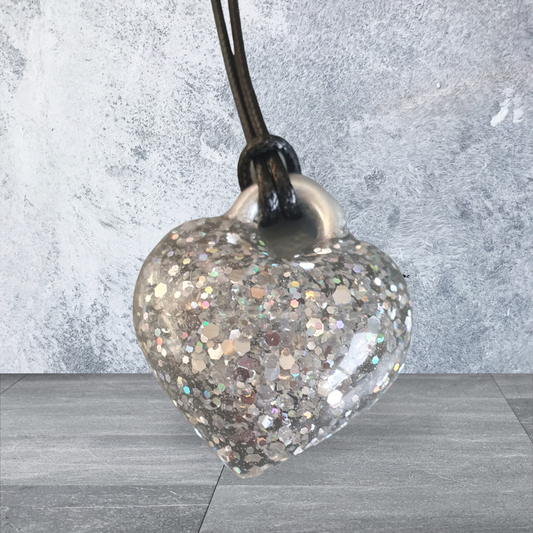 Pendant puffy heart mirror mirror