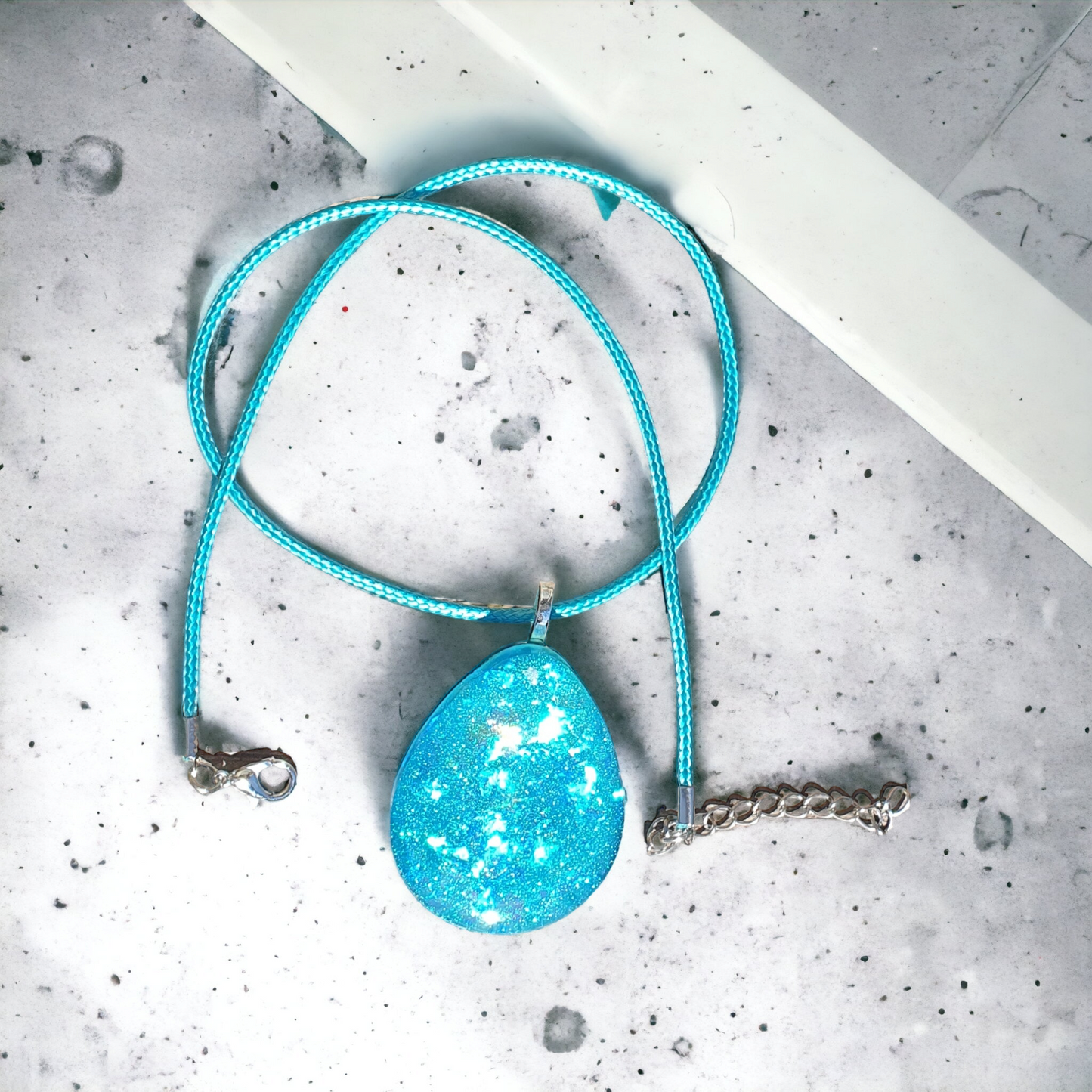 Pendant tear-drop Turquoise