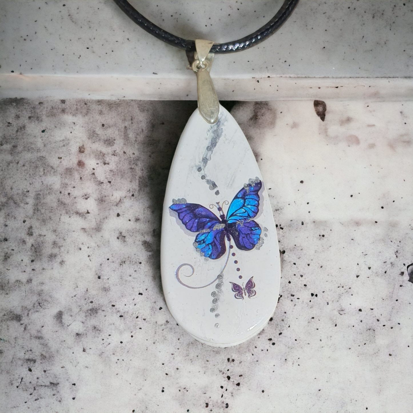 Pendant blue butterfly 🦋