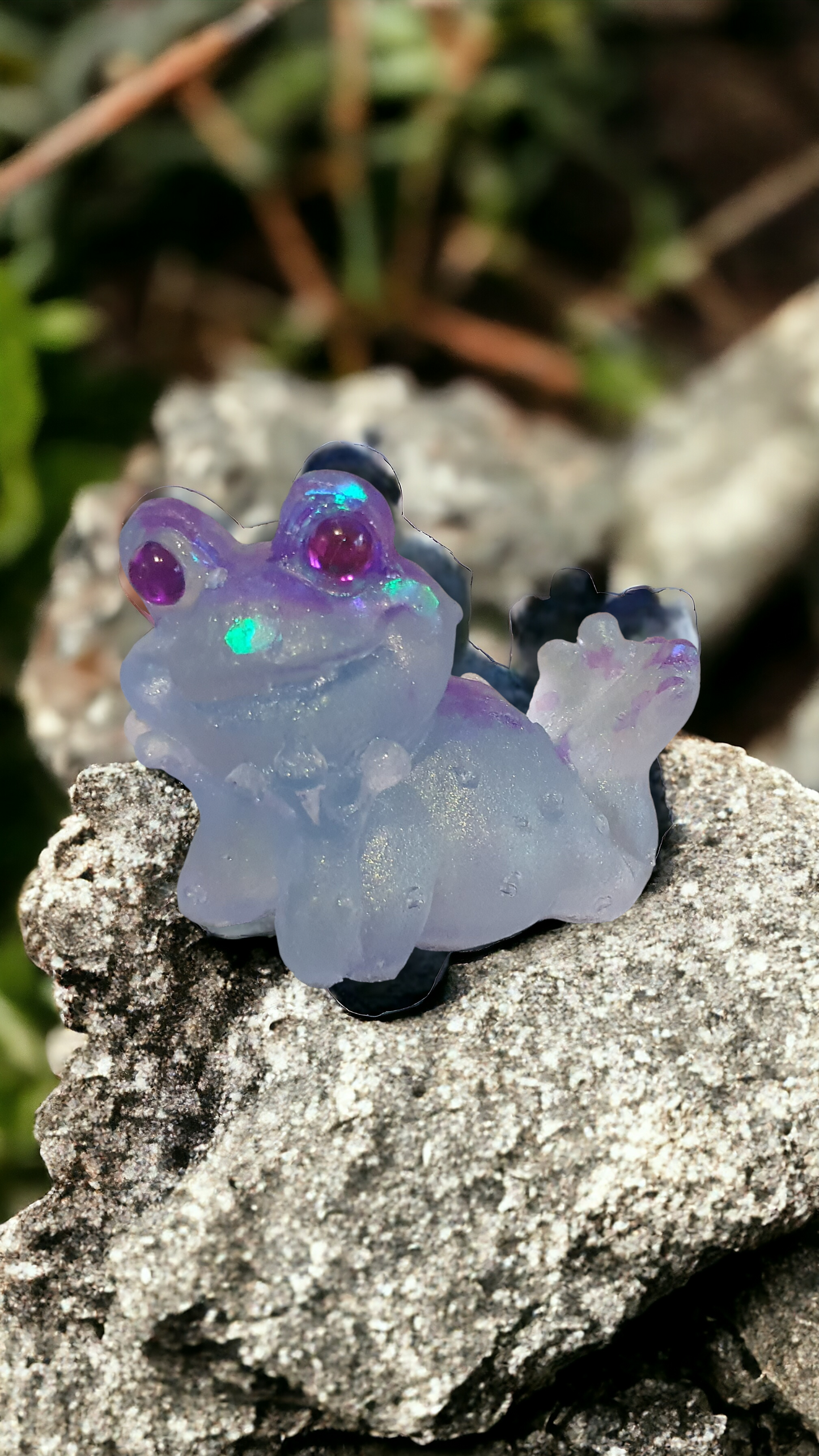 Frog happy  lilac with sparkles