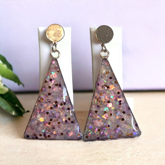 Earrings dangling triangle pink