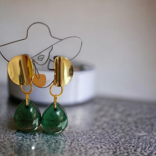 Earrings emerald green