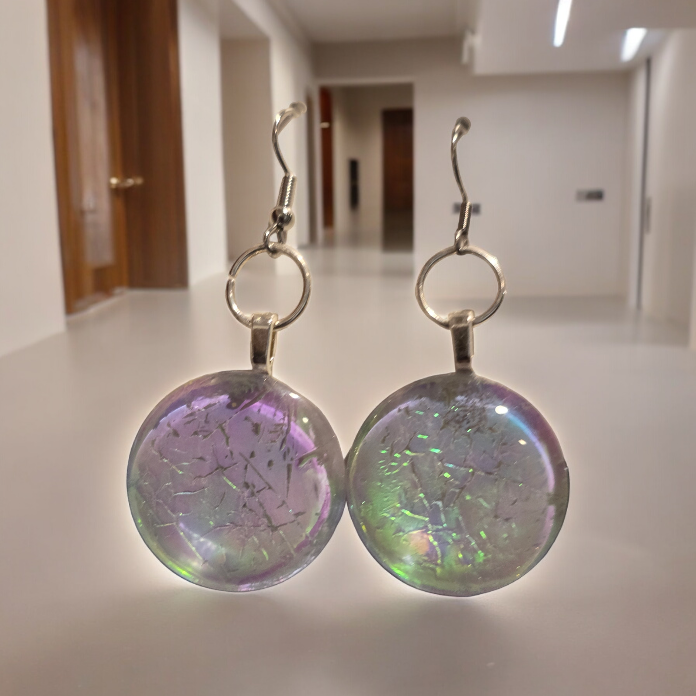 Earrings dangling colour changing