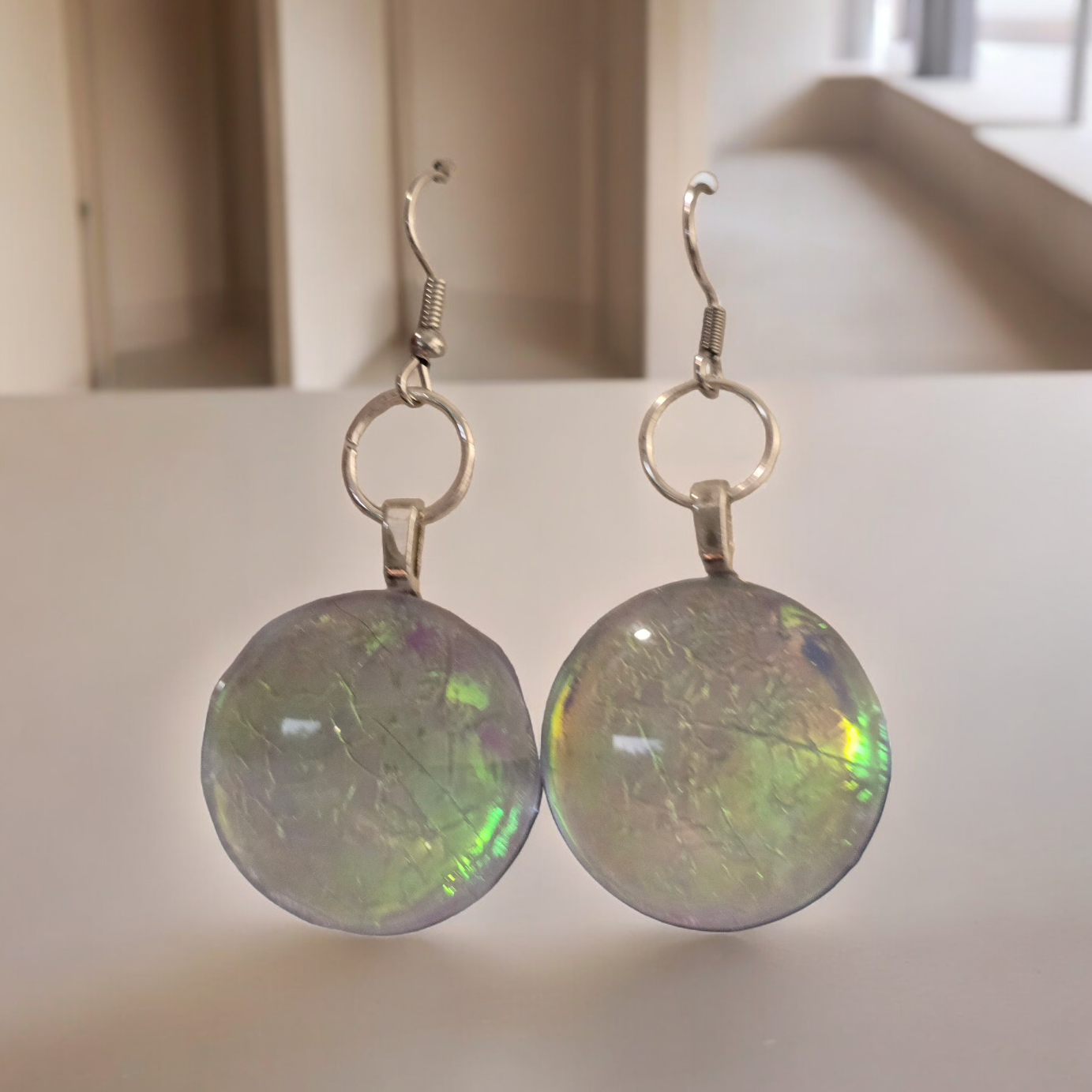 Earrings dangling colour changing