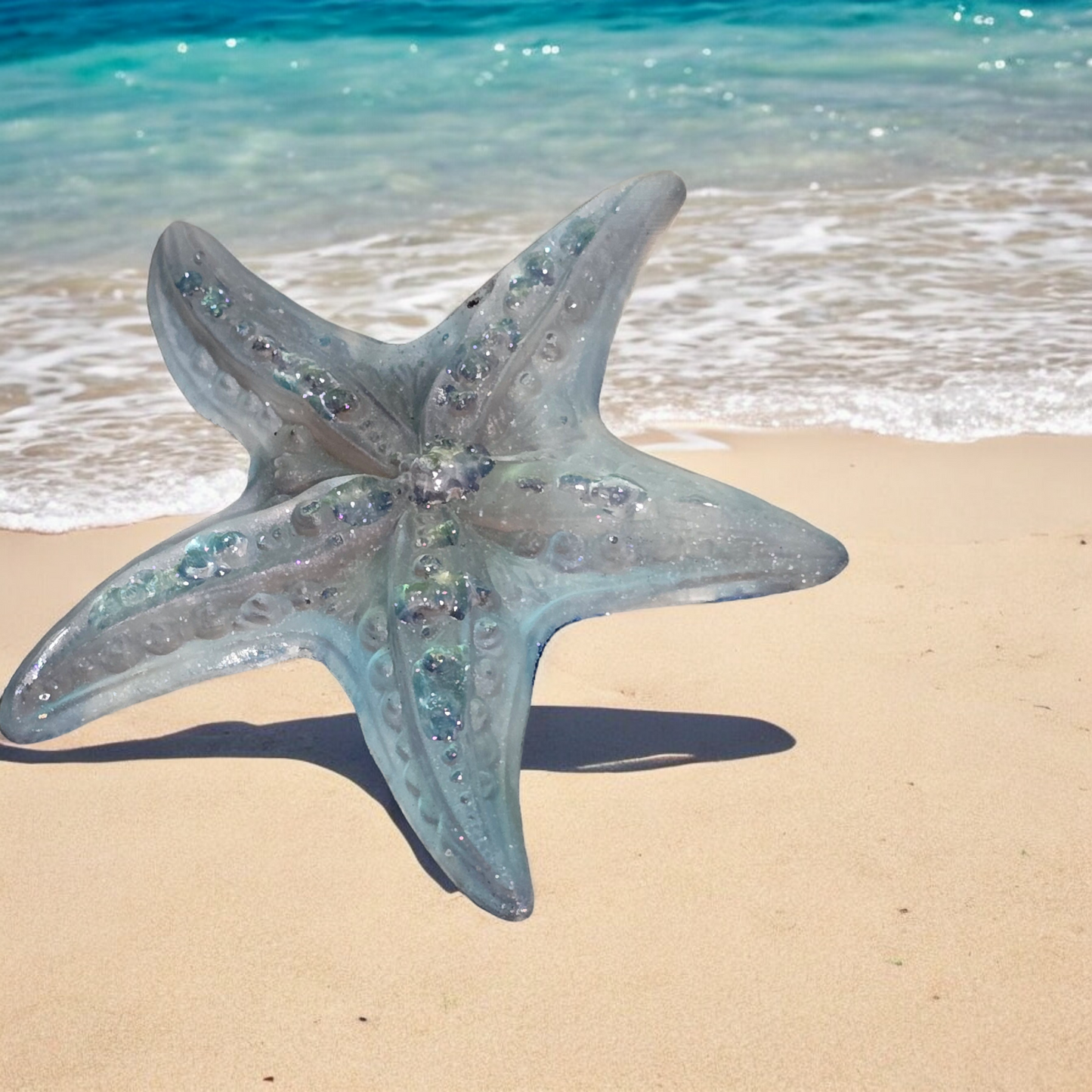 Brooch starfish grey green