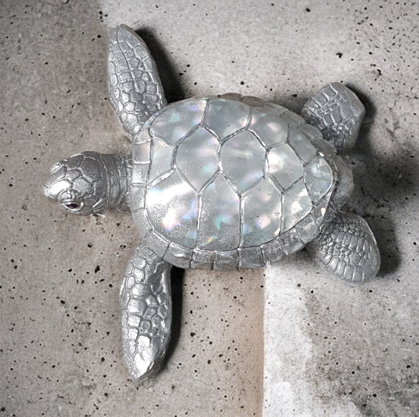 Turtle Diamond Effect large Silver Diamond Effect 14 x 12cm