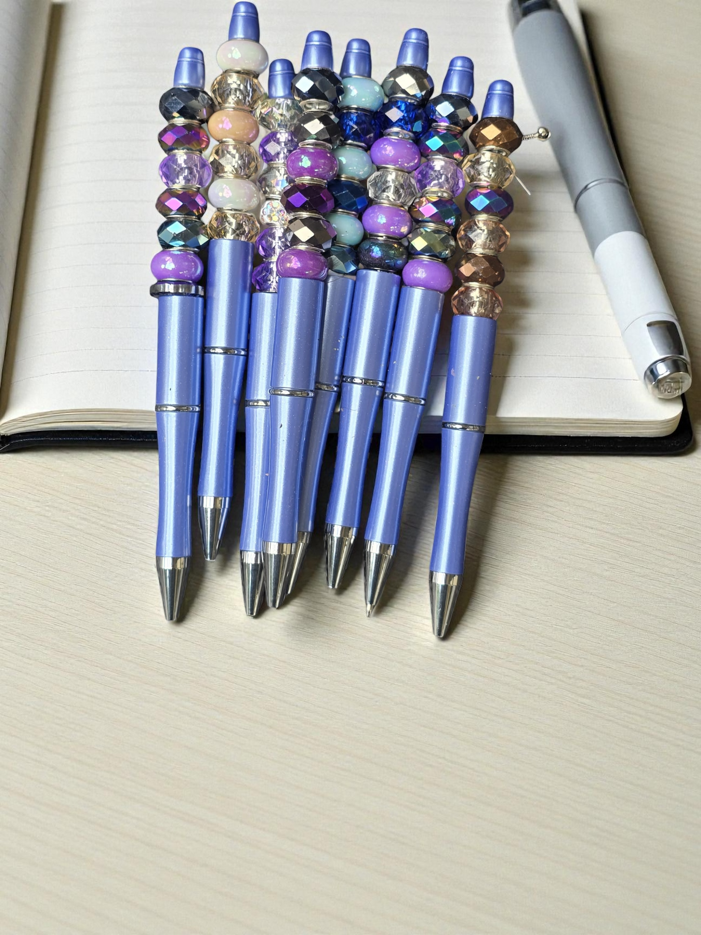 Beaded pen blue
