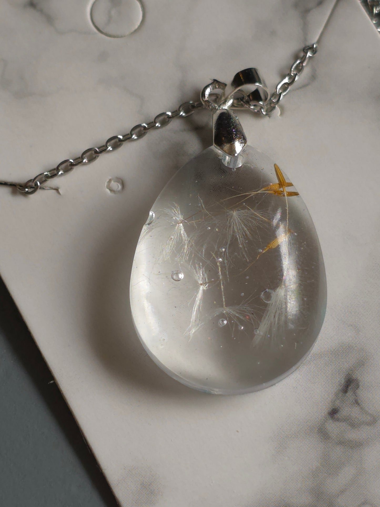 Pendant silver dandelion